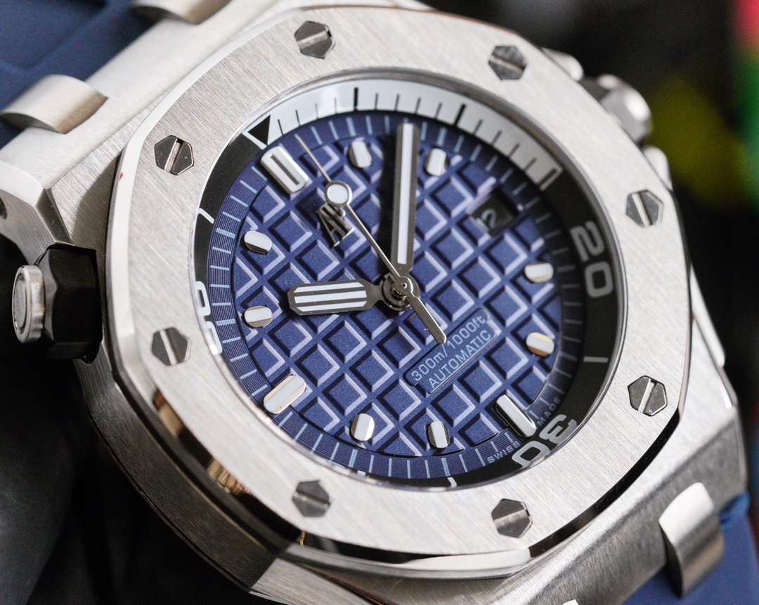 Audemars Piguet Royal Oak Offshore 15720ST.OO.A027CA.01